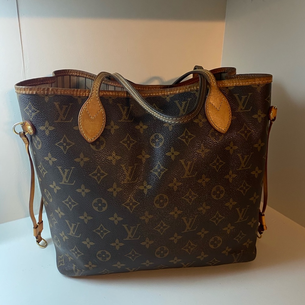 Louis Vuitton Neverfull MM